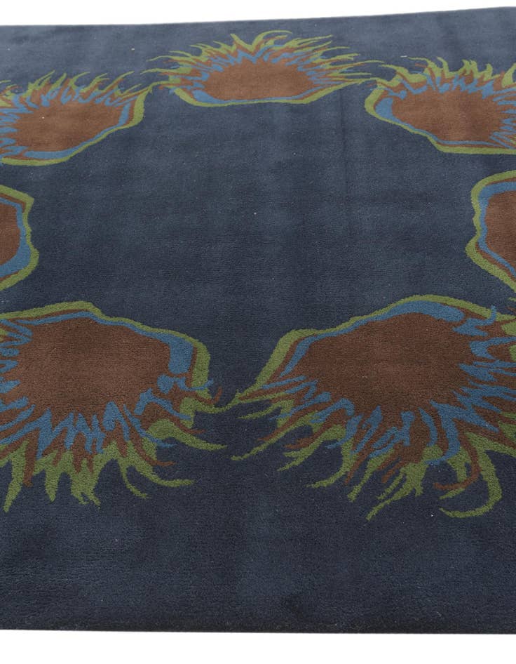 Detail image of 7' 6 x 7' 6 Luna Square Rug