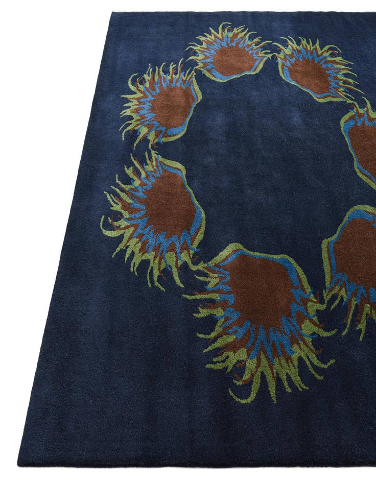 Detail image of 7' 5 x 7' 6 Luna Square Rug