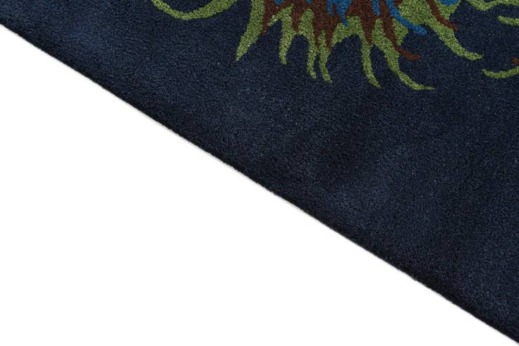 Detail image of 7' 5 x 7' 7 Luna Square Rug