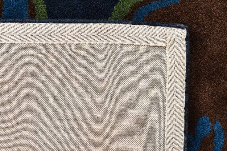 Detail image of 7' 5 x 7' 7 Luna Square Rug
