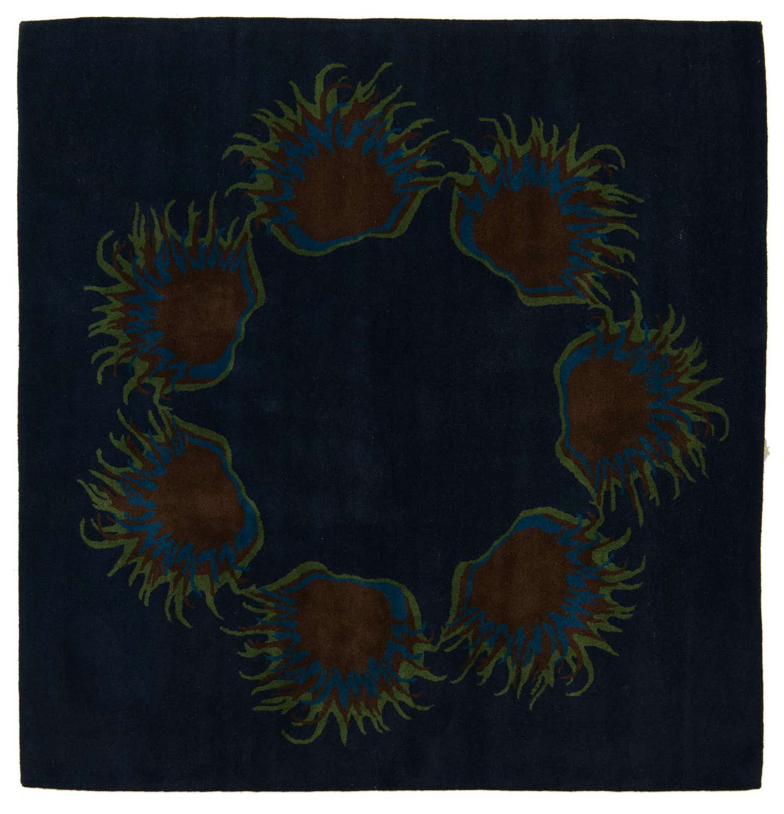 7' 5 x 7' 7 Luna Square Rug