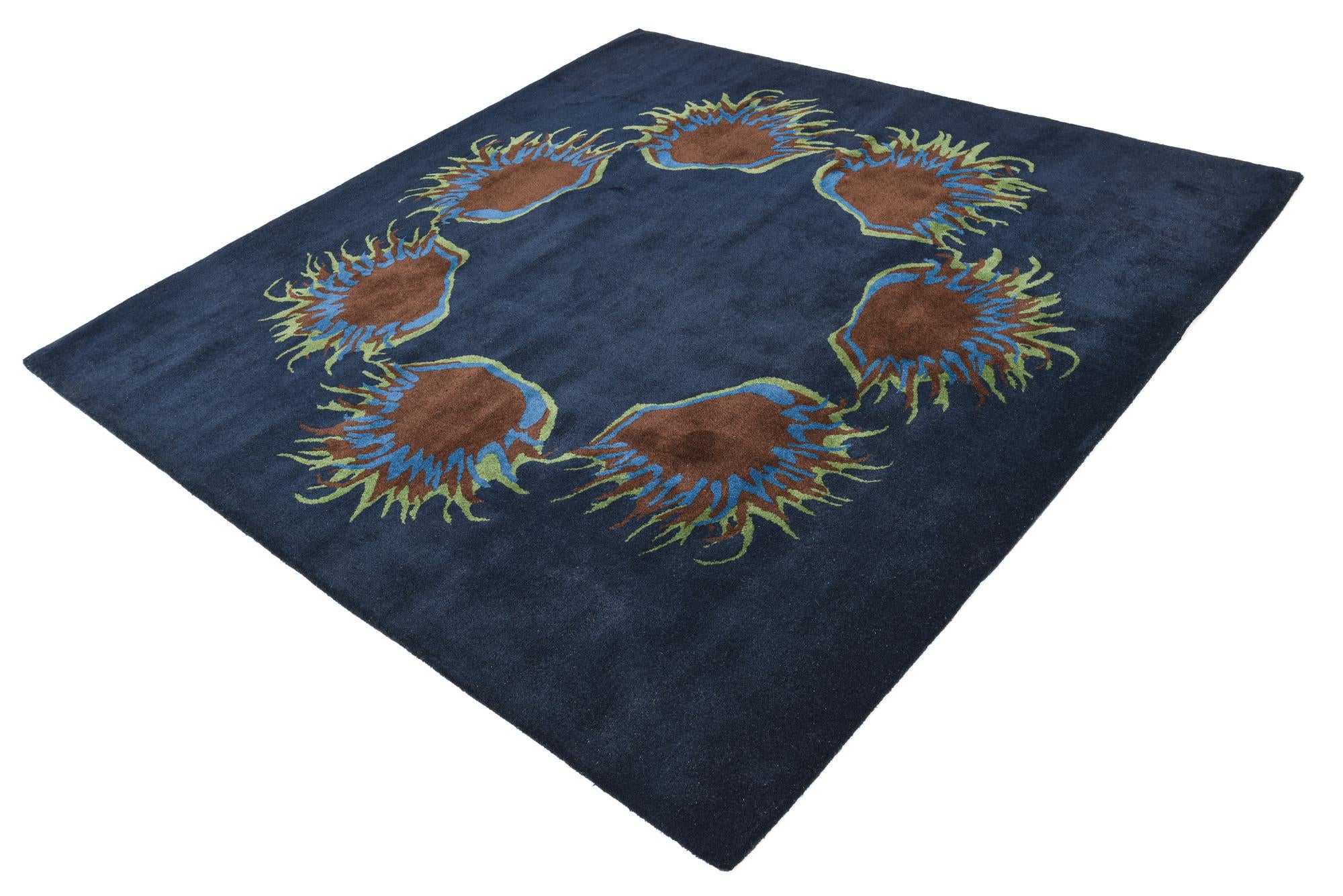 7' 6 x 7' 7 Luna Square Rug