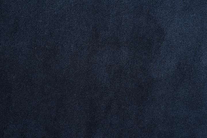 7' 6 x 7' 7 Luna Square Rug