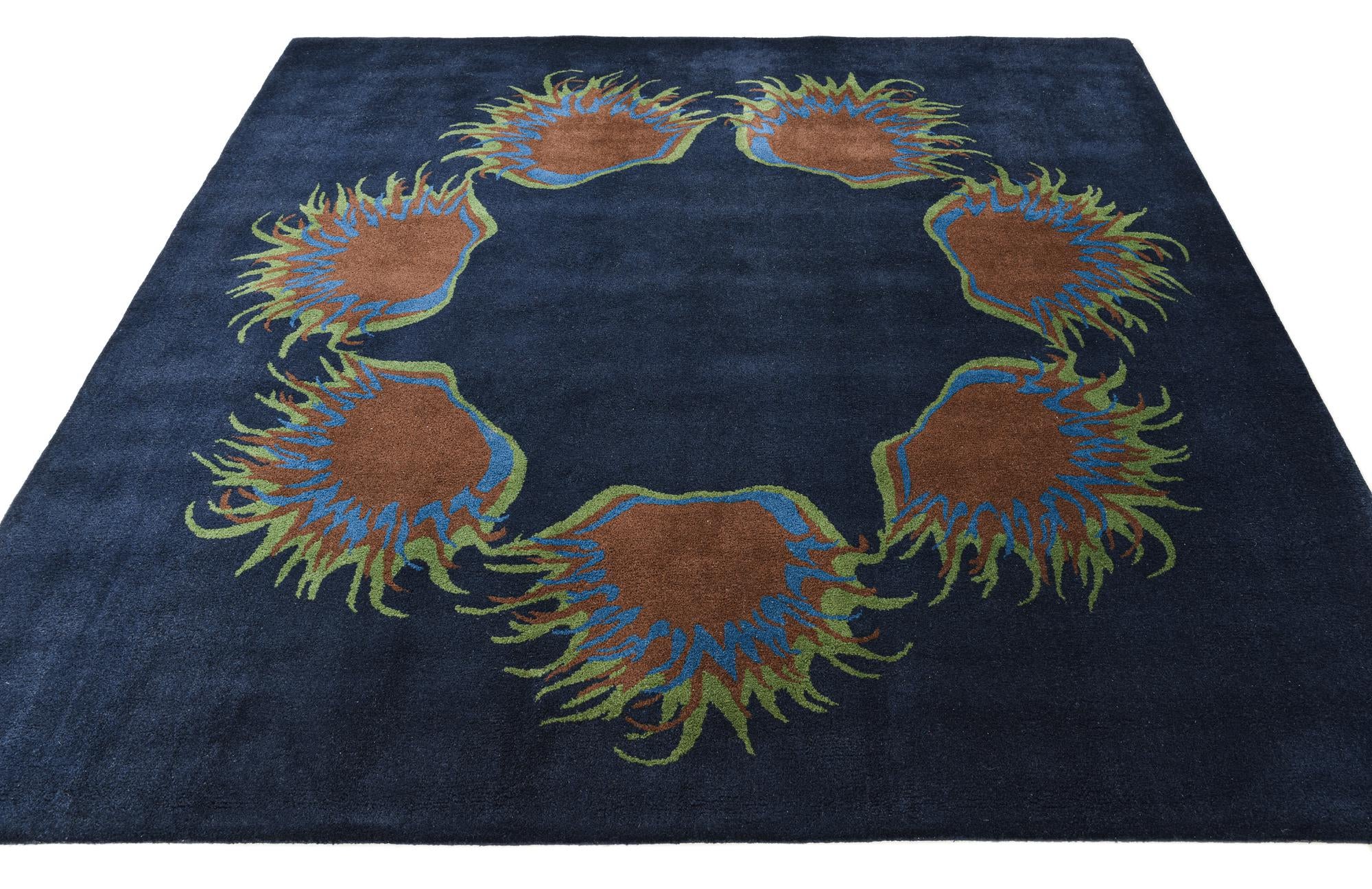 7' 5 x 7' 7 Luna Square Rug