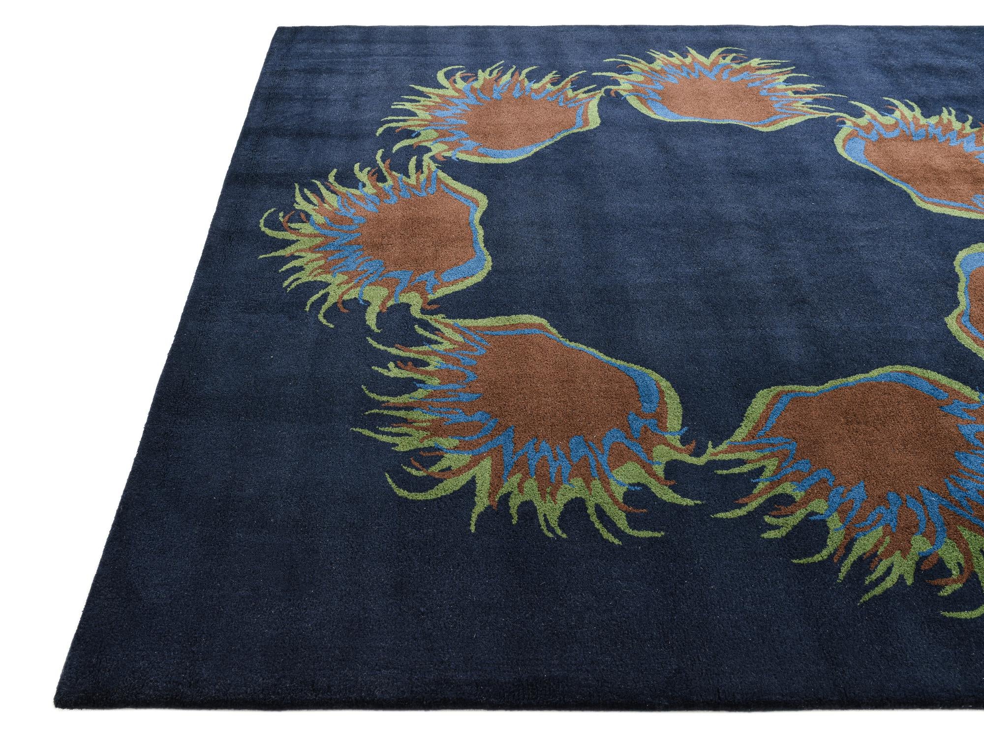 7' 5 x 7' 7 Luna Square Rug