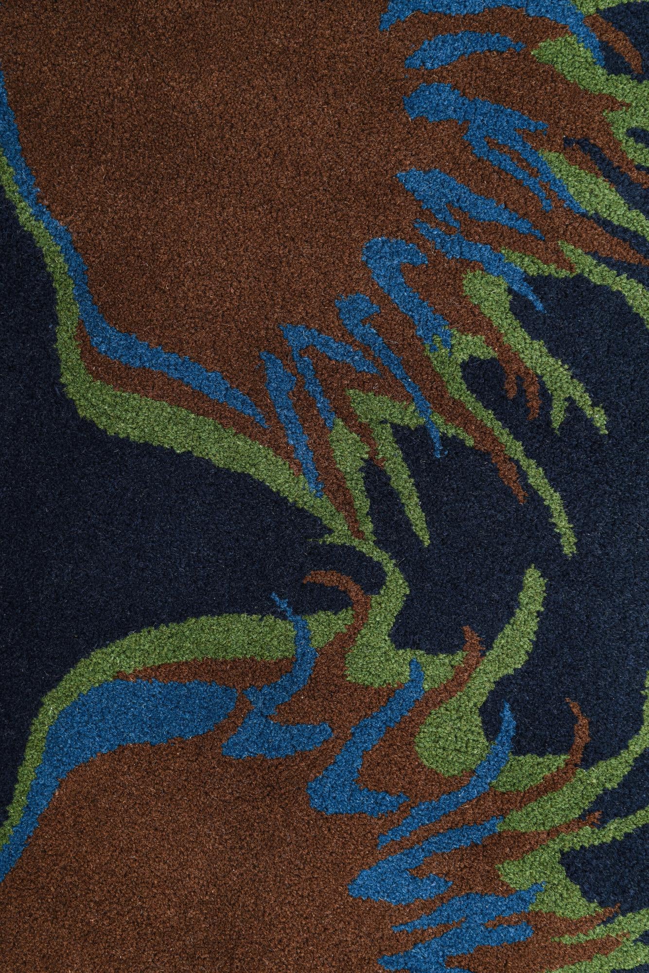 7' 5 x 7' 7 Luna Square Rug