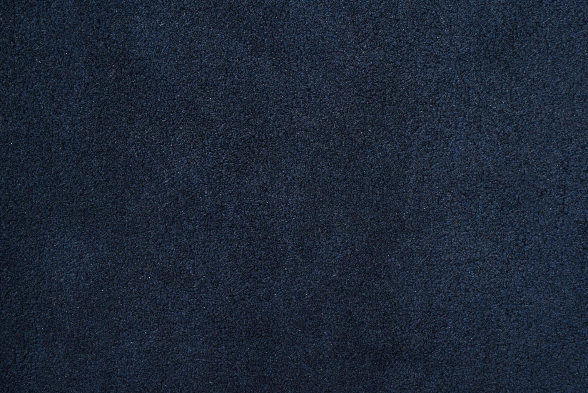 7' 3 x 7' 7 Luna Square Rug