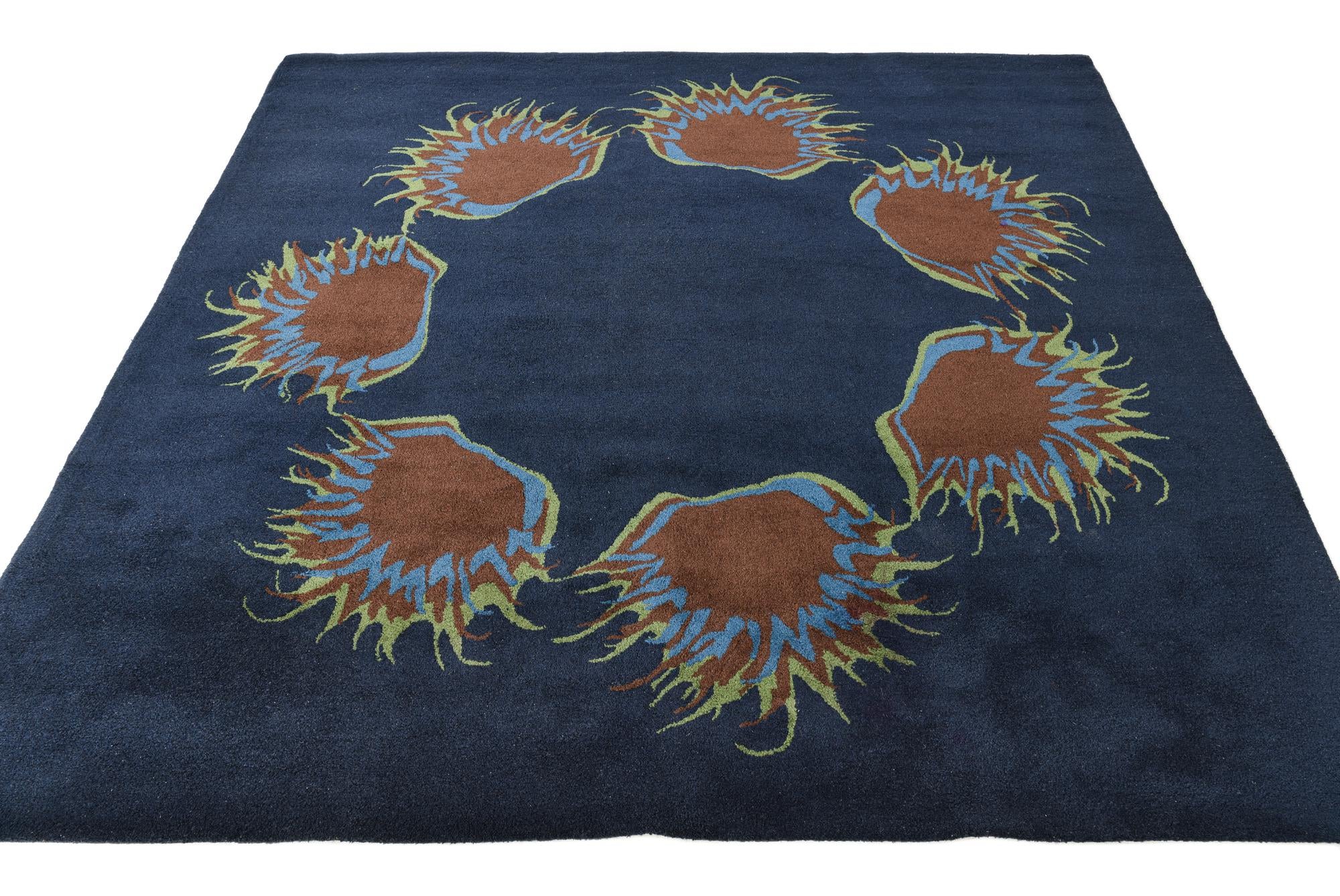 7' 3 x 7' 7 Luna Square Rug
