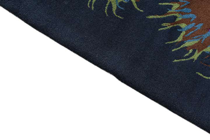 7' 3 x 7' 7 Luna Square Rug