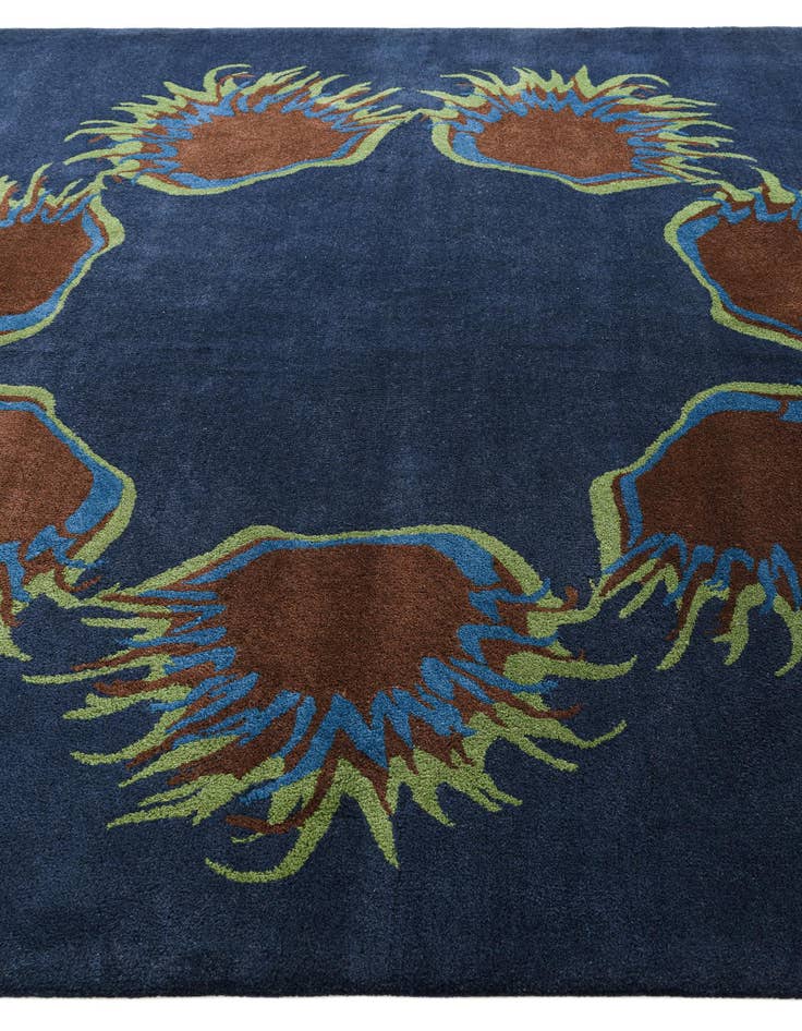Detail image of 7' 7 x 7' 8 Luna Square Rug