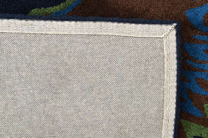 7' 6 x 7' 7 Luna Square Rug