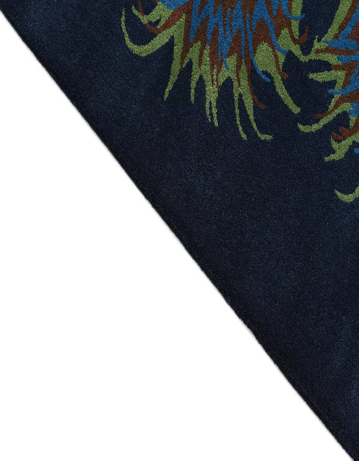 Detail image of 7' 6 x 7' 7 Luna Square Rug