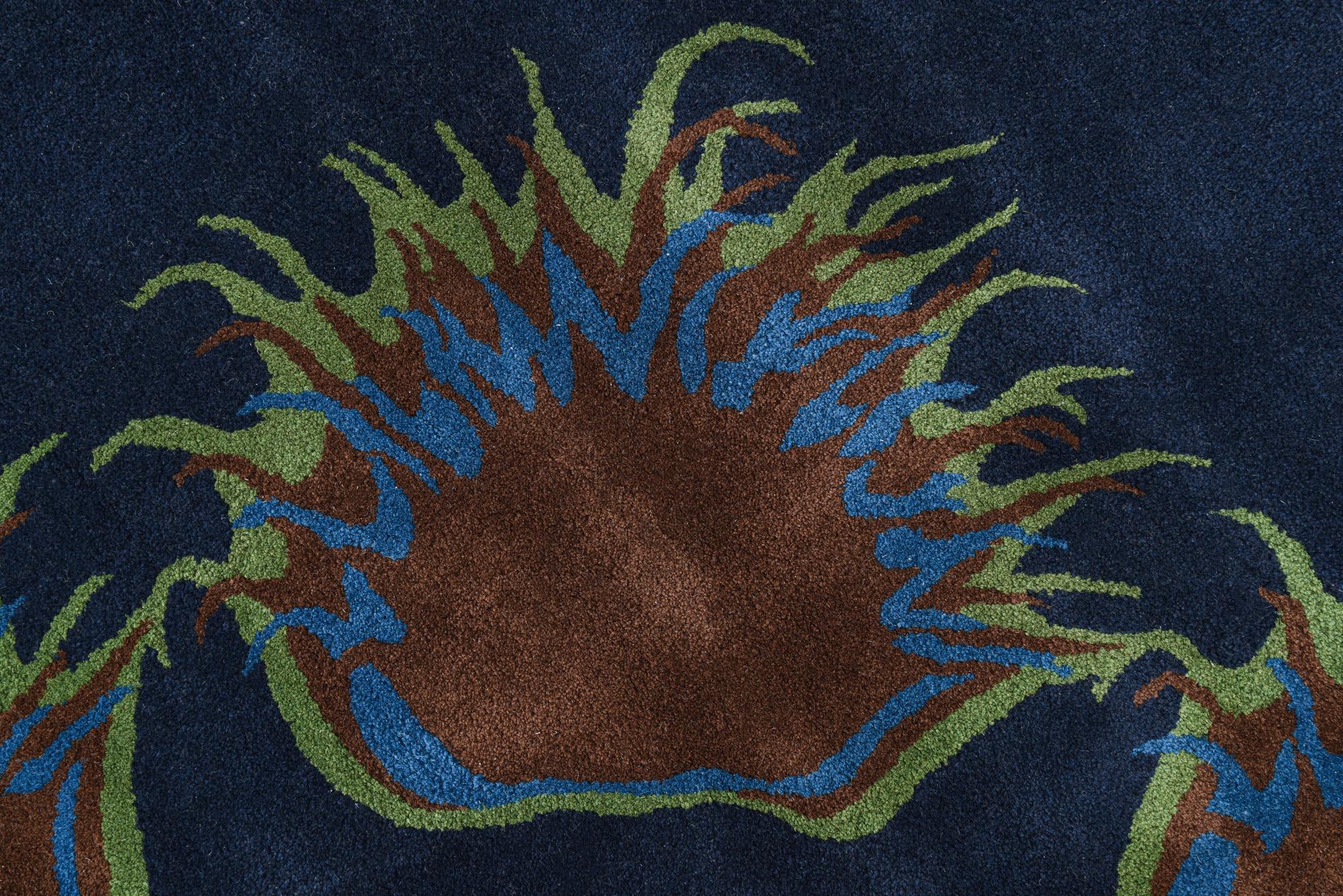 7' 6 x 7' 7 Luna Square Rug