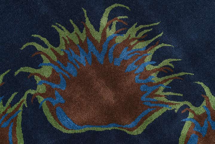 7' 6 x 7' 7 Luna Square Rug