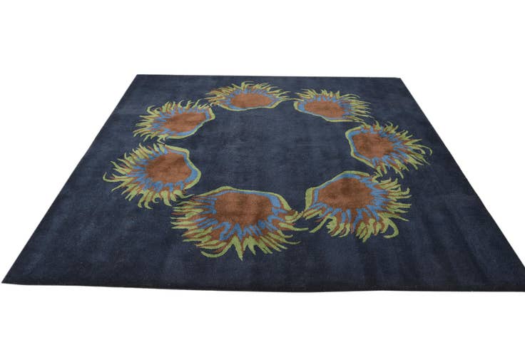 Detail image of 7' 5 x 7' 7 Luna Square Rug