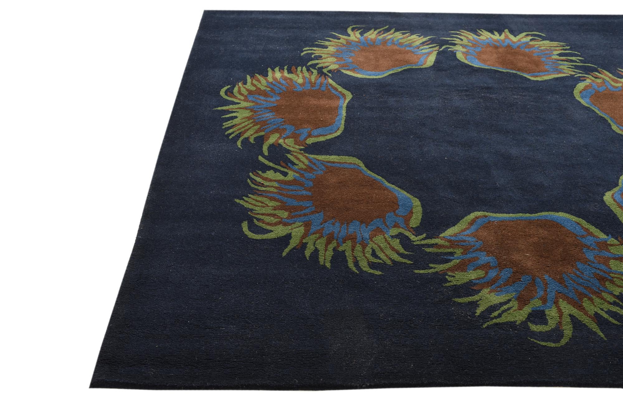 7' 5 x 7' 7 Luna Square Rug