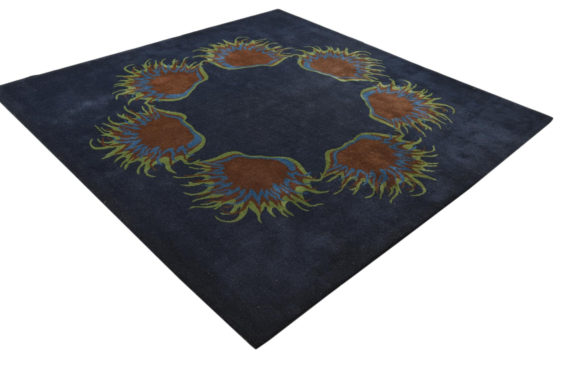 7' 6 x 7' 7 Luna Square Rug