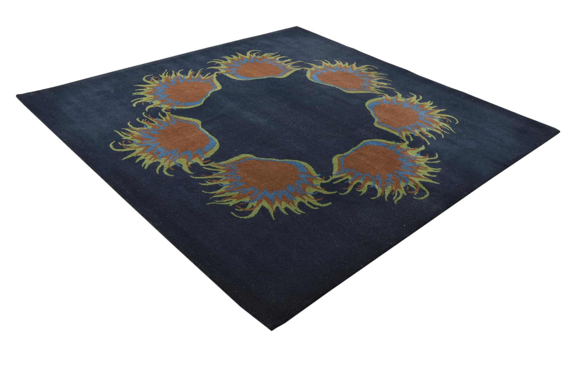 7' 6 x 7' 7 Luna Square Rug