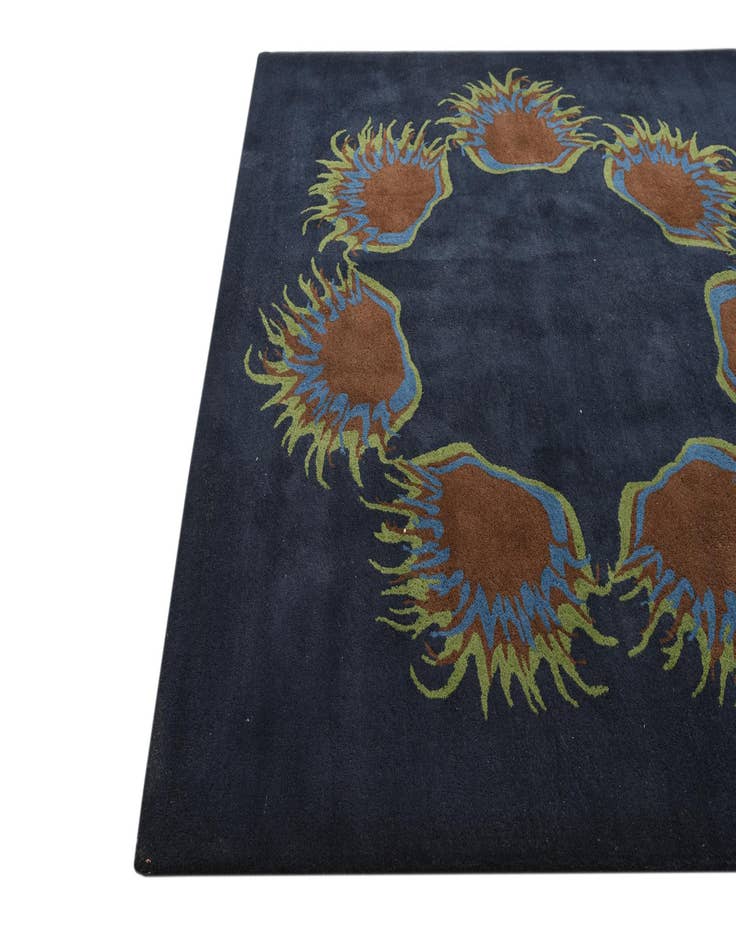 Detail image of 7' 6 x 7' 8 Luna Square Rug