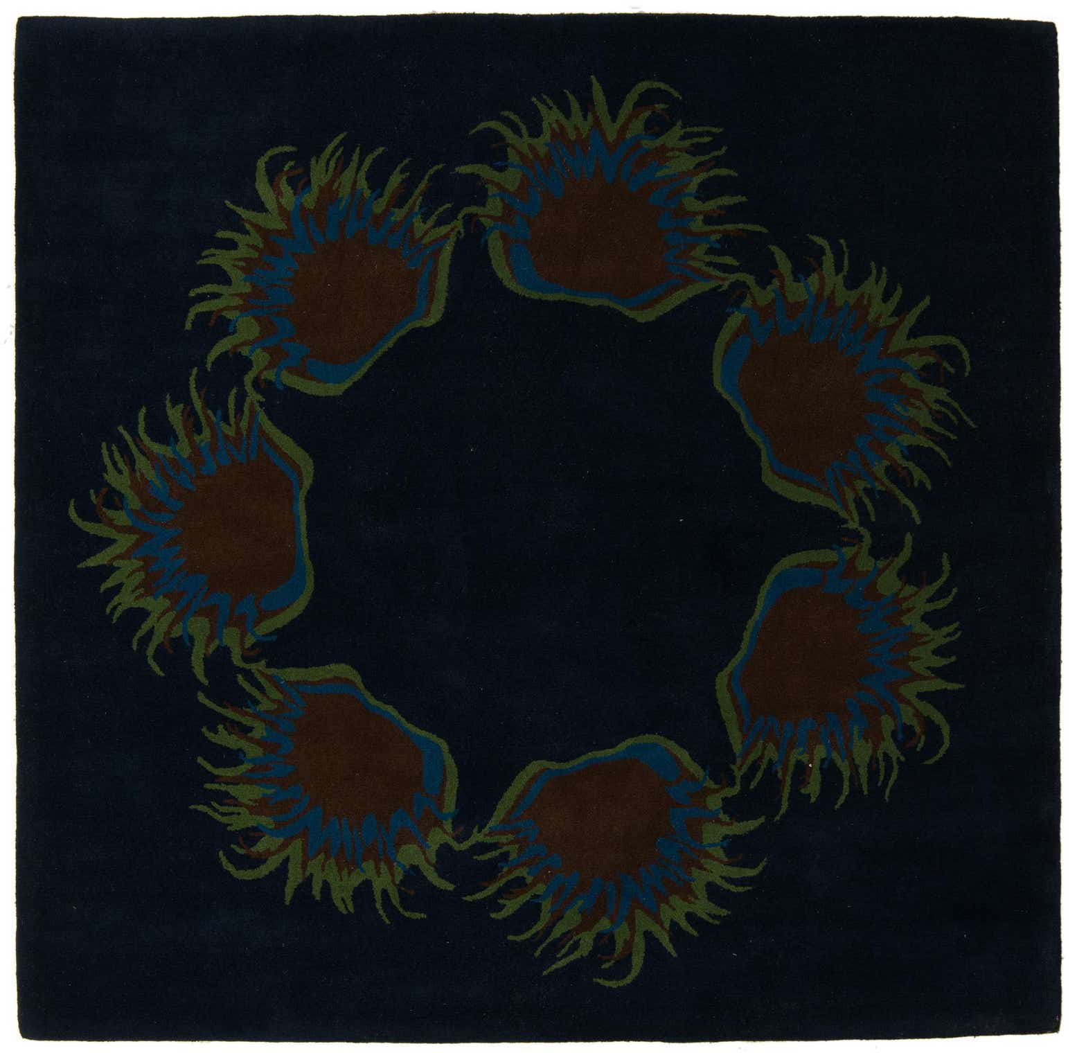 7' 6 x 7' 8 Luna Square Rug