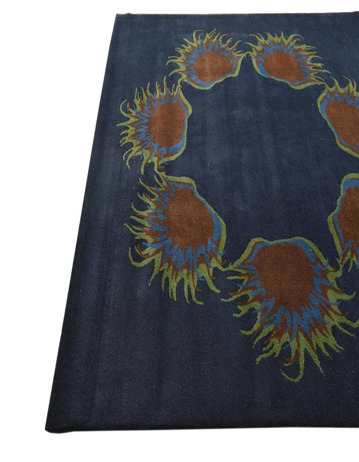 Detail image of 7' 7 x 7' 8 Luna Square Rug