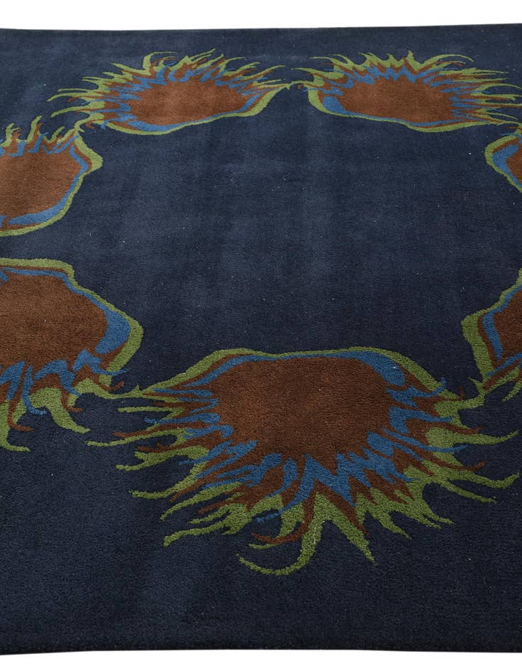 Detail image of 7' 7 x 7' 8 Luna Square Rug