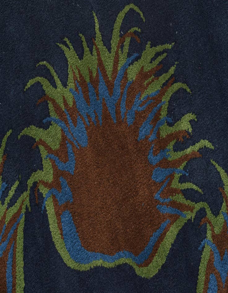 Detail image of 7' 7 x 7' 8 Luna Square Rug