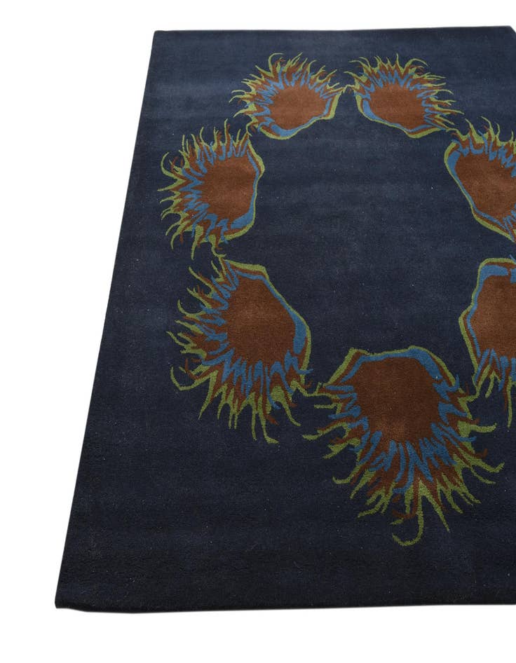 Detail image of 7' 5 x 7' 7 Luna Square Rug