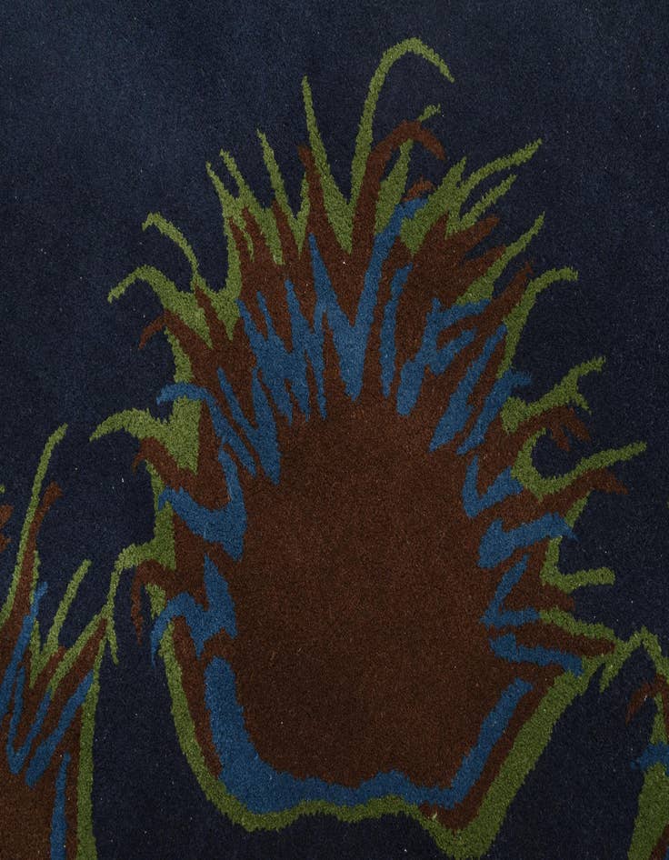 Detail image of 7' 5 x 7' 7 Luna Square Rug