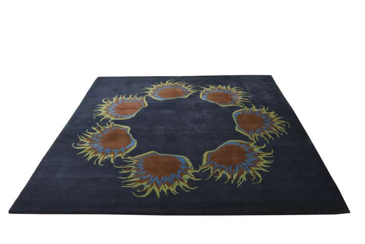 7' 5 x 7' 7 Luna Square Rug