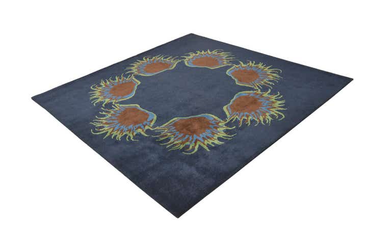 7' 7 x 7' 7 Luna Square Rug