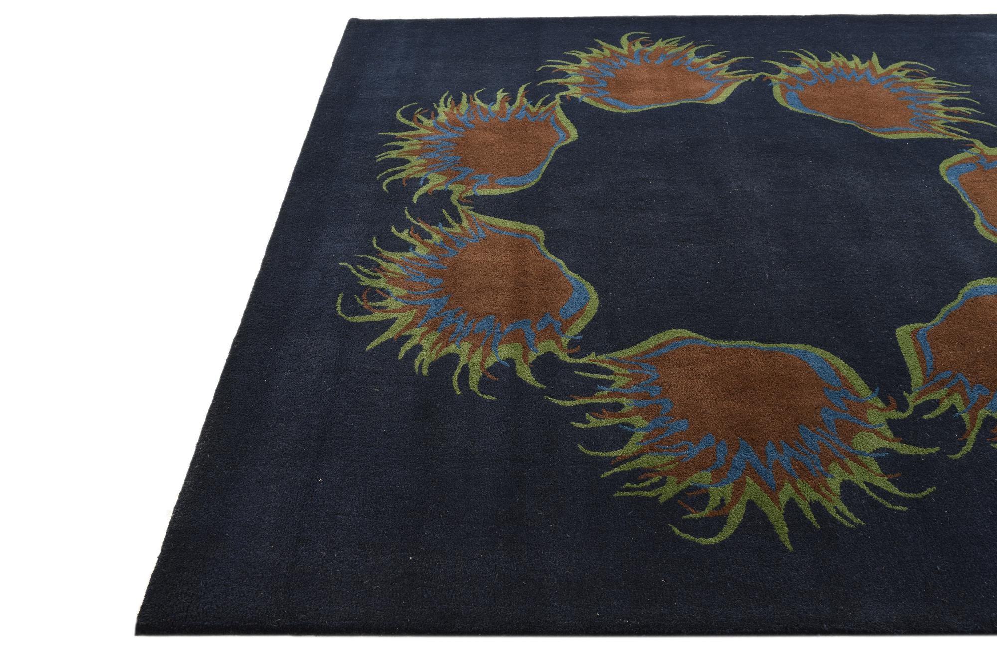 7' 7 x 7' 7 Luna Square Rug