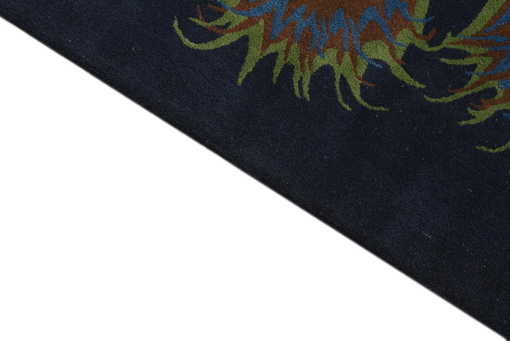 7' 7 x 7' 7 Luna Square Rug