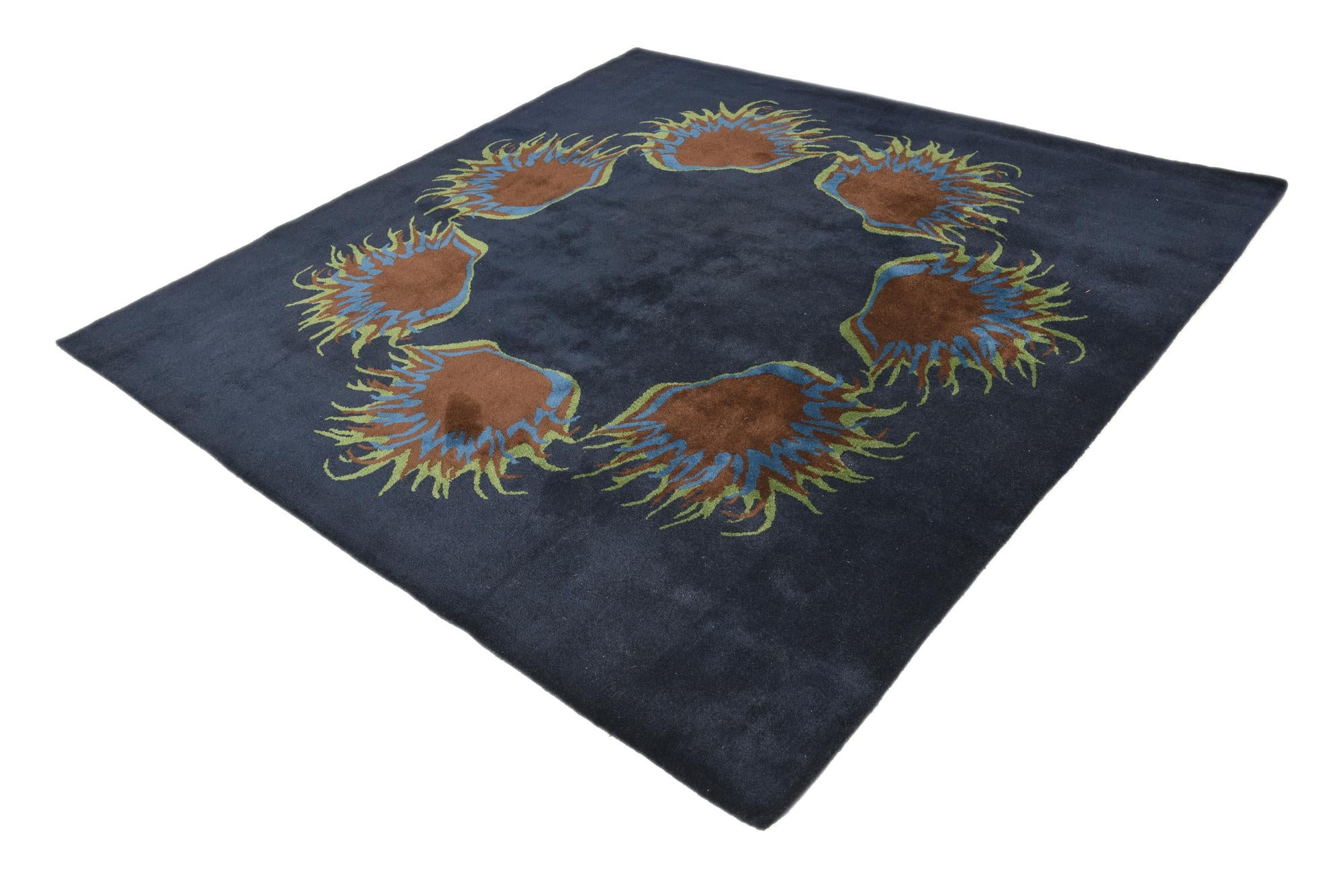 7' 7 x 7' 7 Luna Square Rug