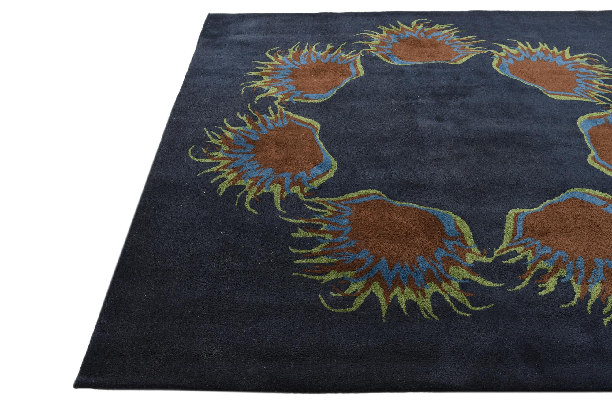 7' 7 x 7' 7 Luna Square Rug