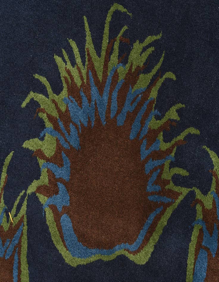 Detail image of 7' 7 x 7' 8 Luna Square Rug