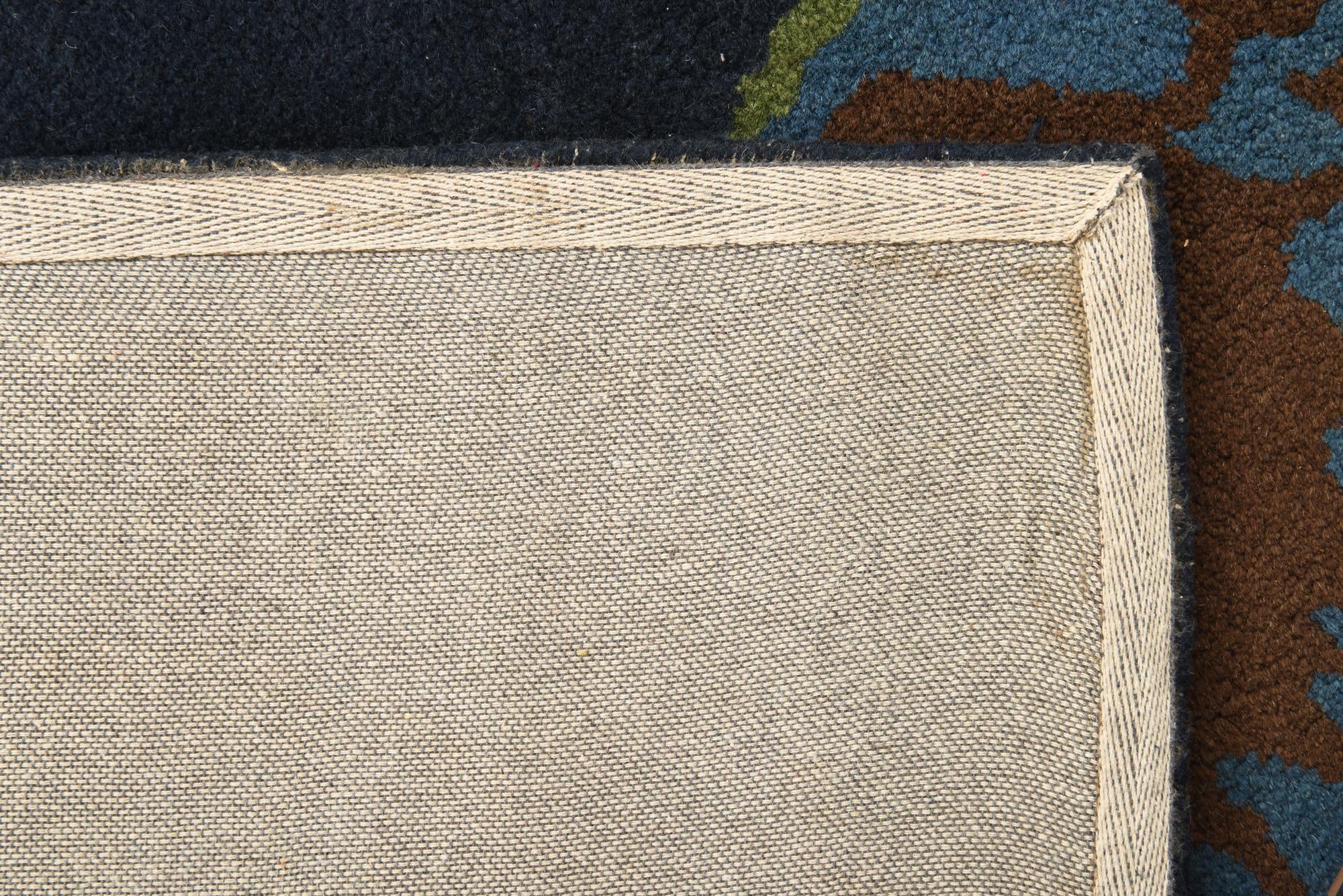 7' 4 x 7' 5 Luna Square Rug