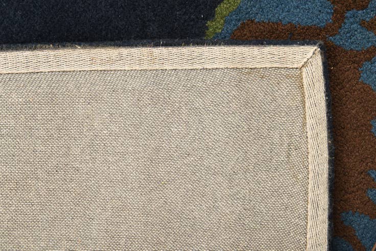 Detail image of 7' 4 x 7' 5 Luna Square Rug