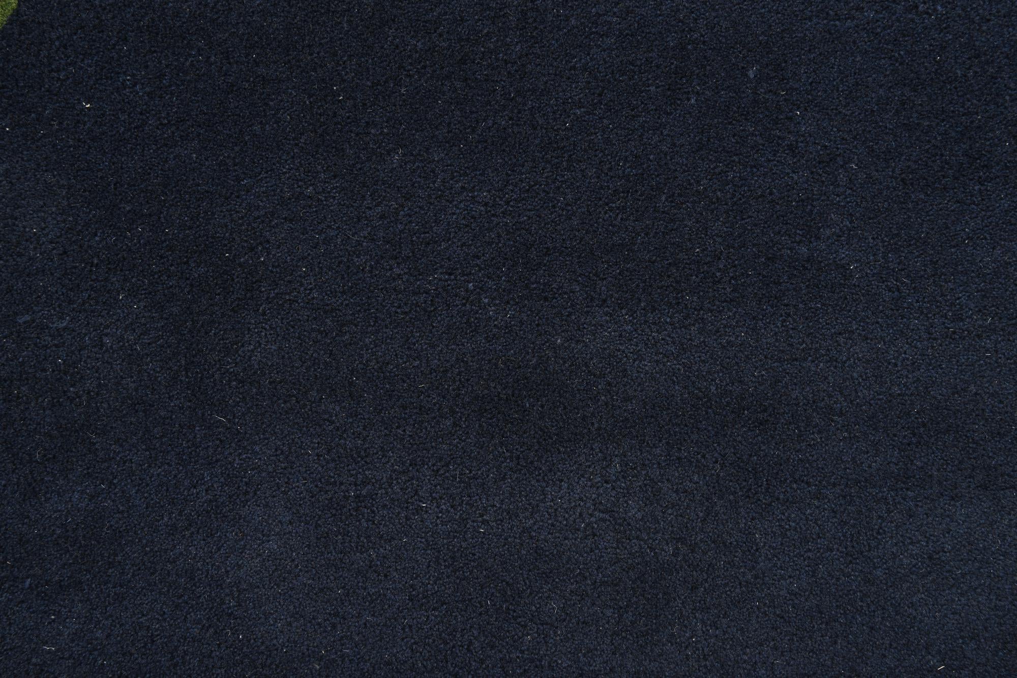 7' 7 x 7' 7 Luna Square Rug