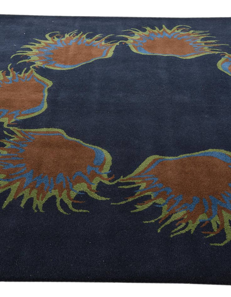 Detail image of 7' 6 x 7' 6 Luna Square Rug