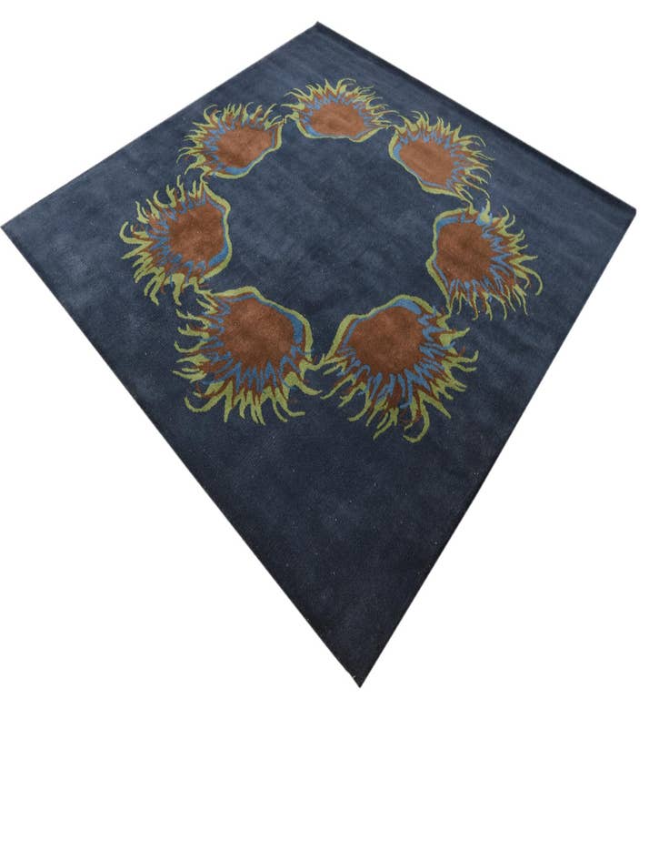 Detail image of 7' 6 x 7' 6 Luna Square Rug