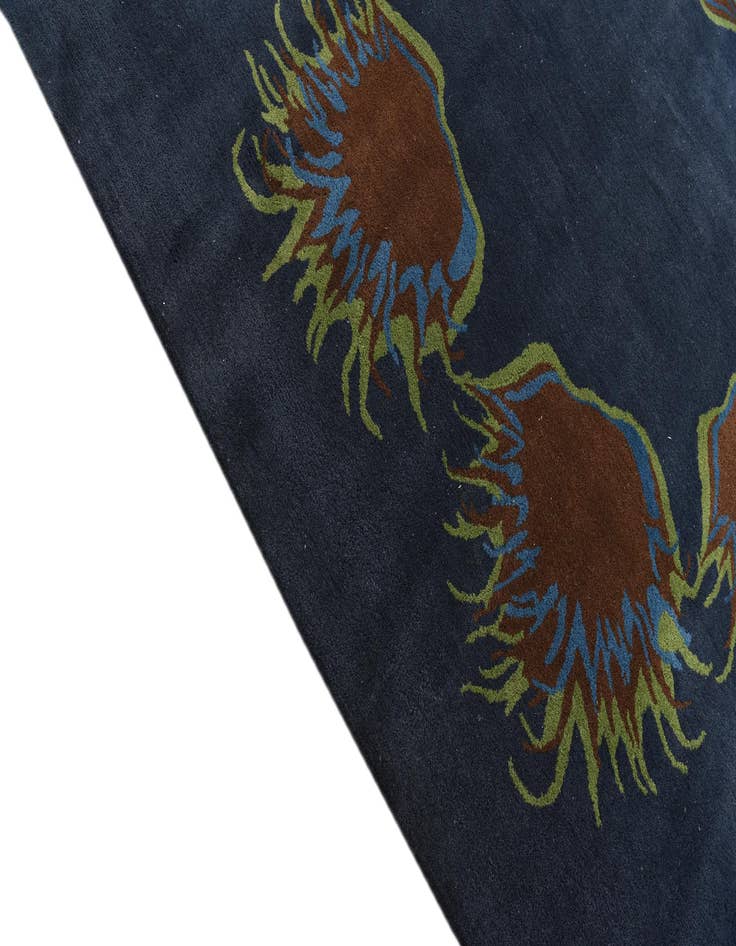 Detail image of 7' 6 x 7' 6 Luna Square Rug