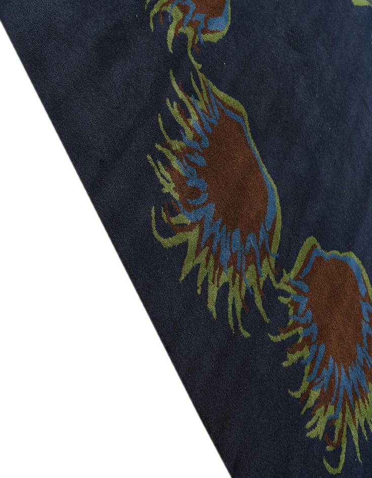 Detail image of 7' 6 x 7' 6 Luna Square Rug