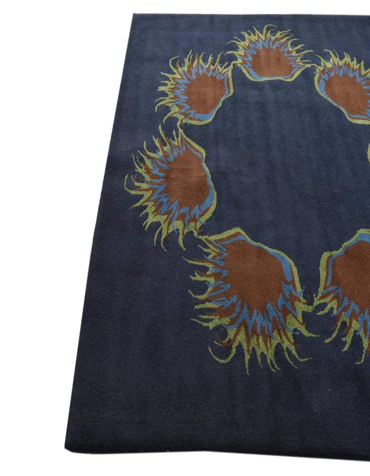 Detail image of 7' 6 x 7' 6 Luna Square Rug