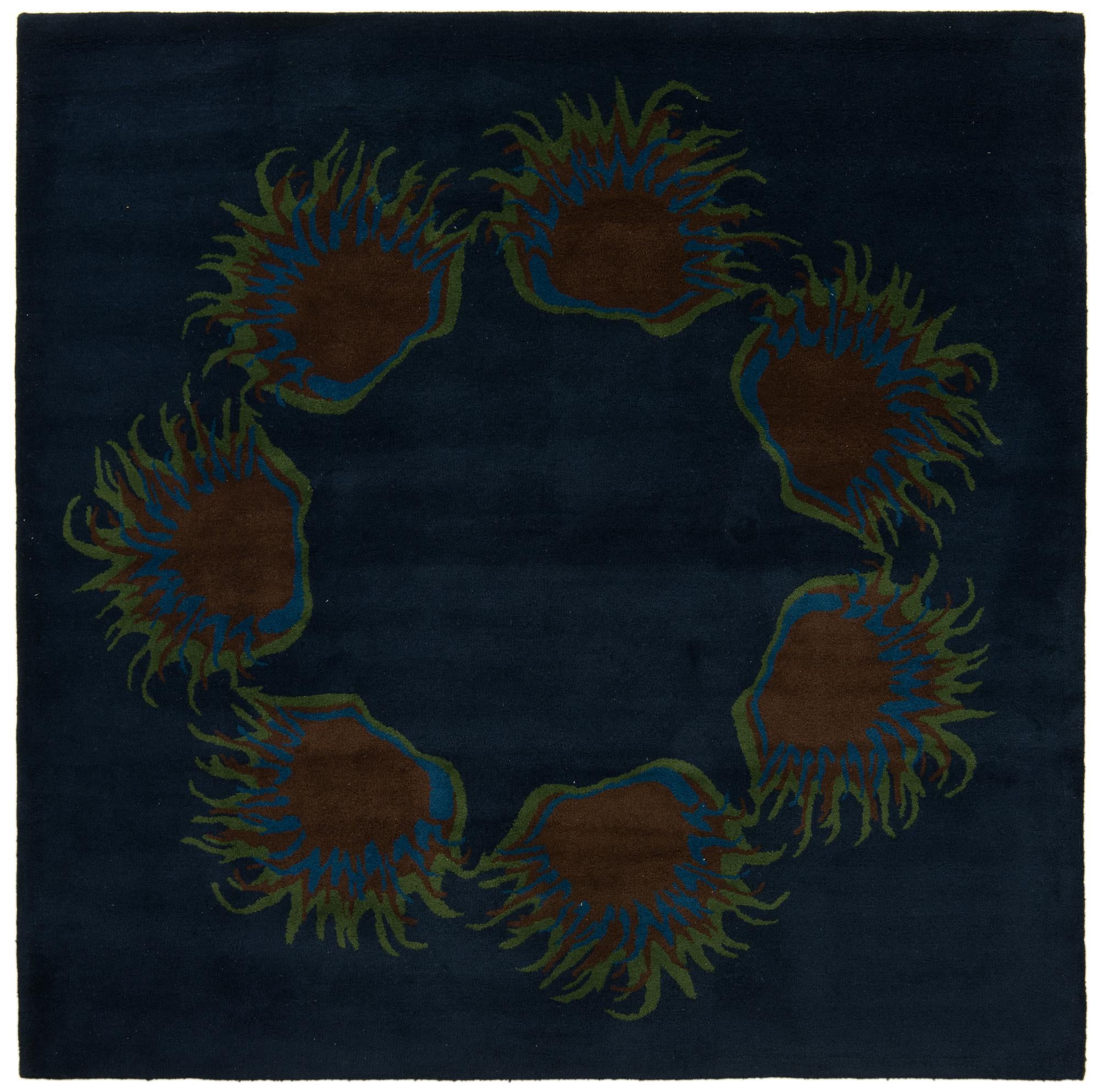 7' 6 x 7' 7 Luna Square Rug