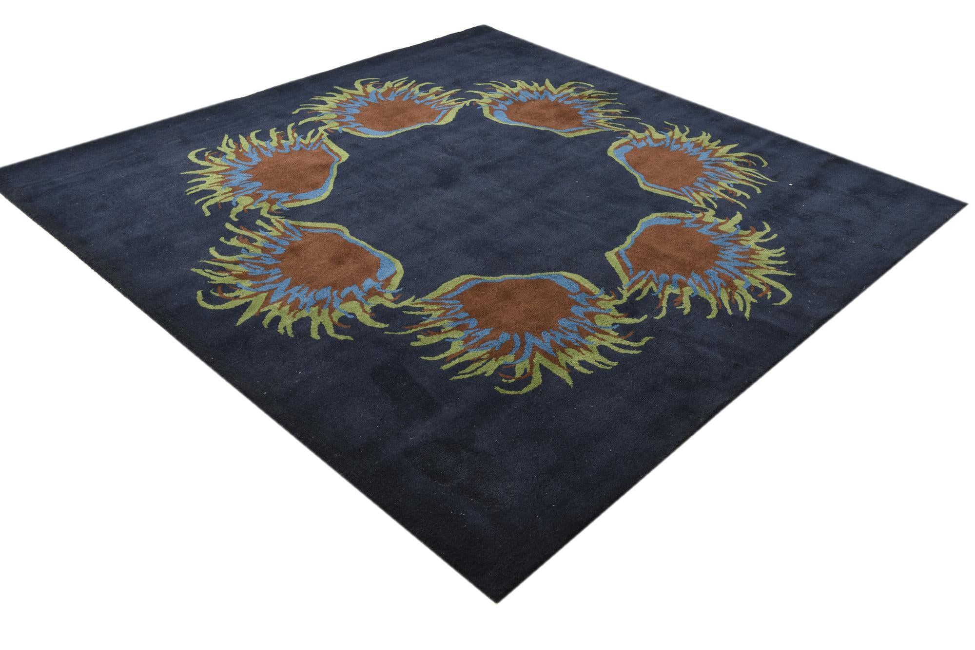 7' 6 x 7' 8 Luna Square Rug