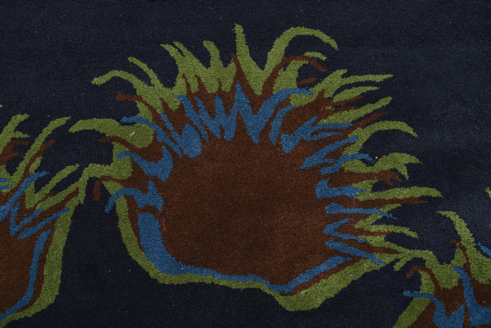 7' 6 x 7' 8 Luna Square Rug