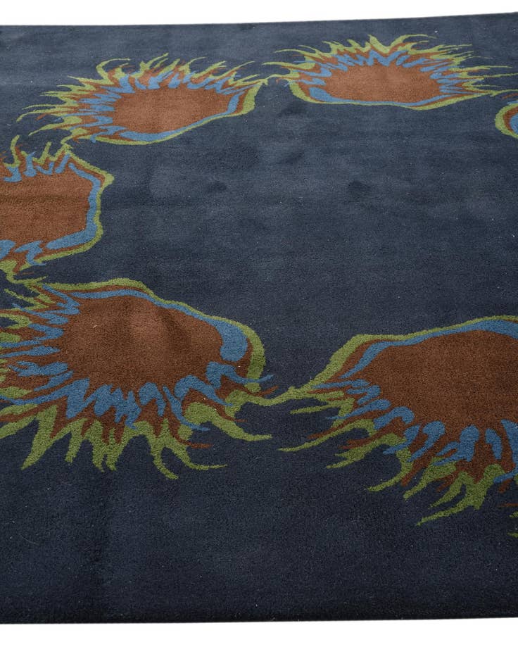 Detail image of 7' 6 x 7' 7 Luna Square Rug