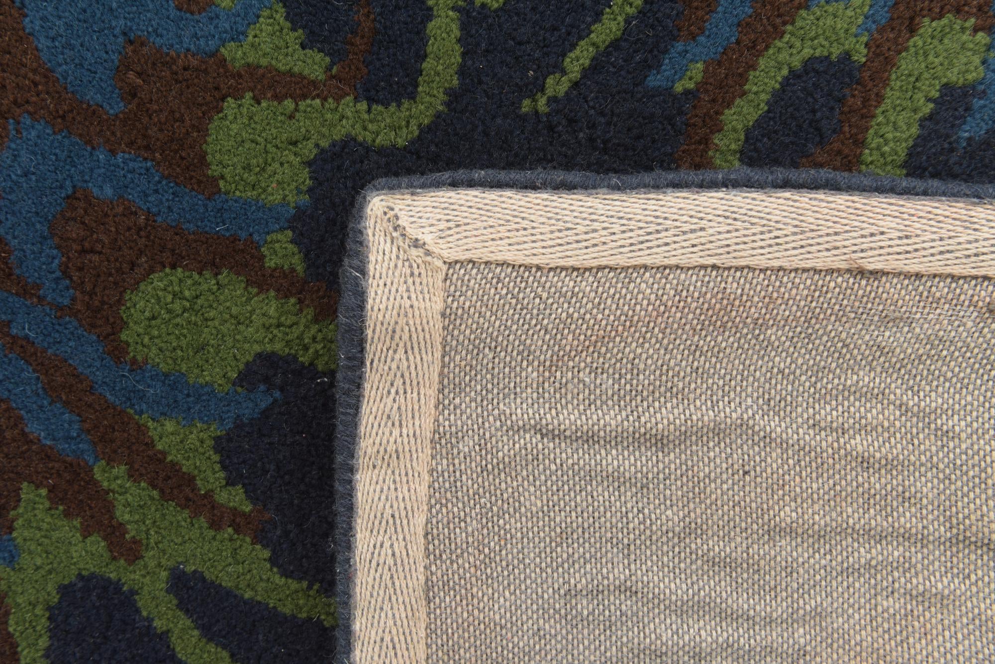 7' 5 x 7' 5 Luna Square Rug