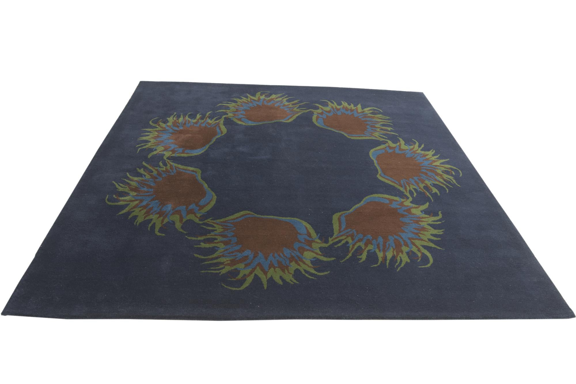 7' 6 x 7' 7 Luna Square Rug